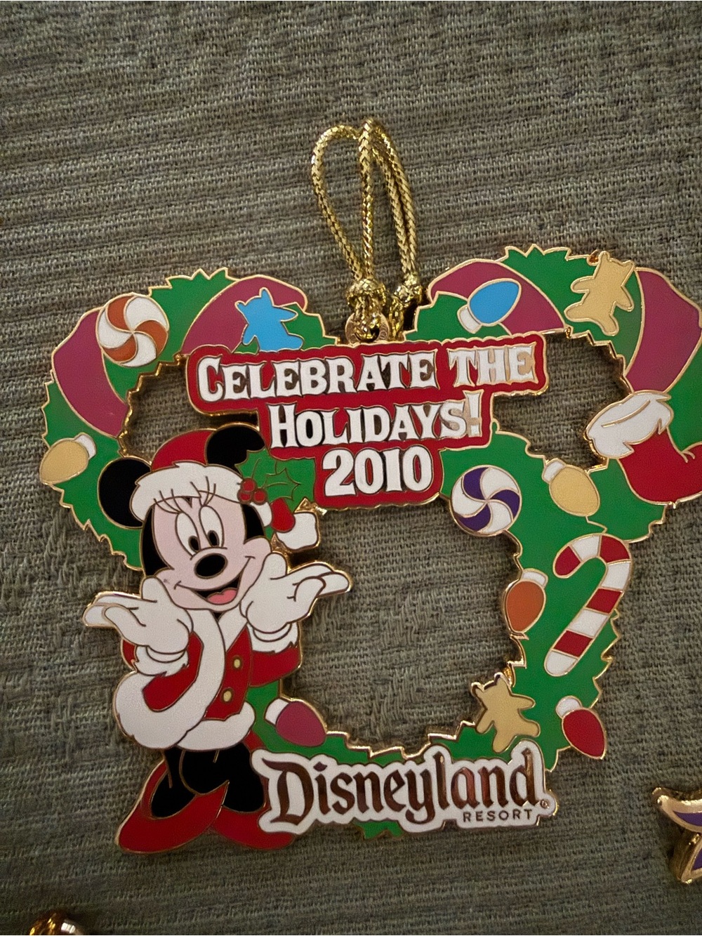 Disney Holiday Ornament Collection - Mickey & Friends 2009-2015 - Picture 2 of 8
